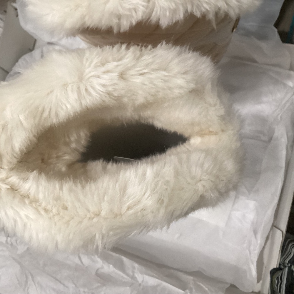 NWOT Michael Kors Fulton Quilted Rubber Rainboots Faux-fur (in box) - Picture 3 of 16